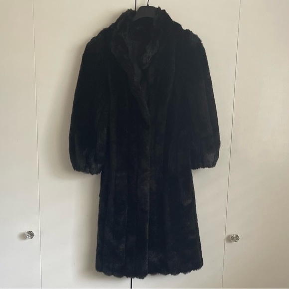 Style IV Ltd. Vintage Faux Fur Coat